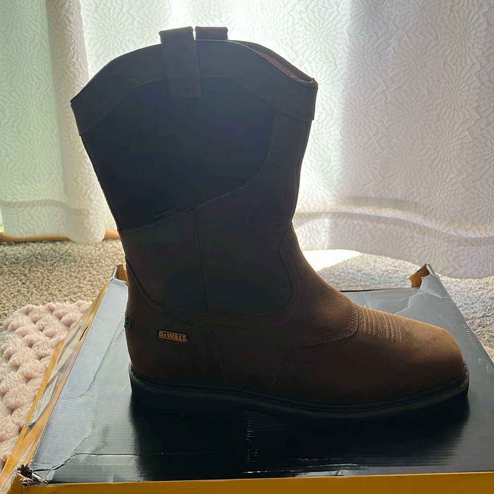 DEWALT - Gaucho - Steel Toe Men’s Boots (size 12)